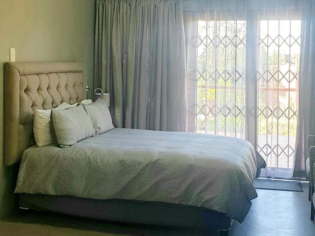 Rand Self-Catering Accommodation Carolina Esterno foto