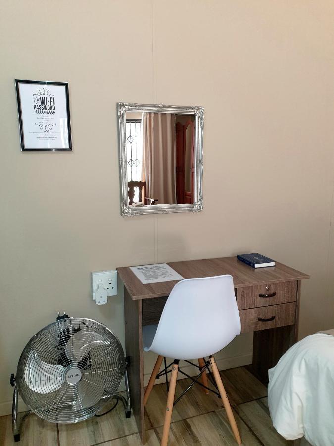 Rand Self-Catering Accommodation Carolina Esterno foto
